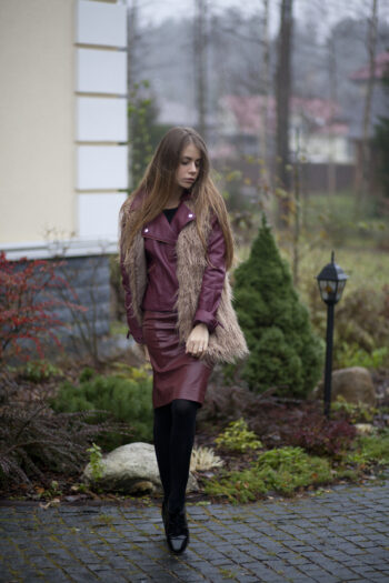 Dominatrice de Lisieux cherche jouet docile pour assouvir tous ses caprices les plus sombres rencontre- BDSM-Lisieux